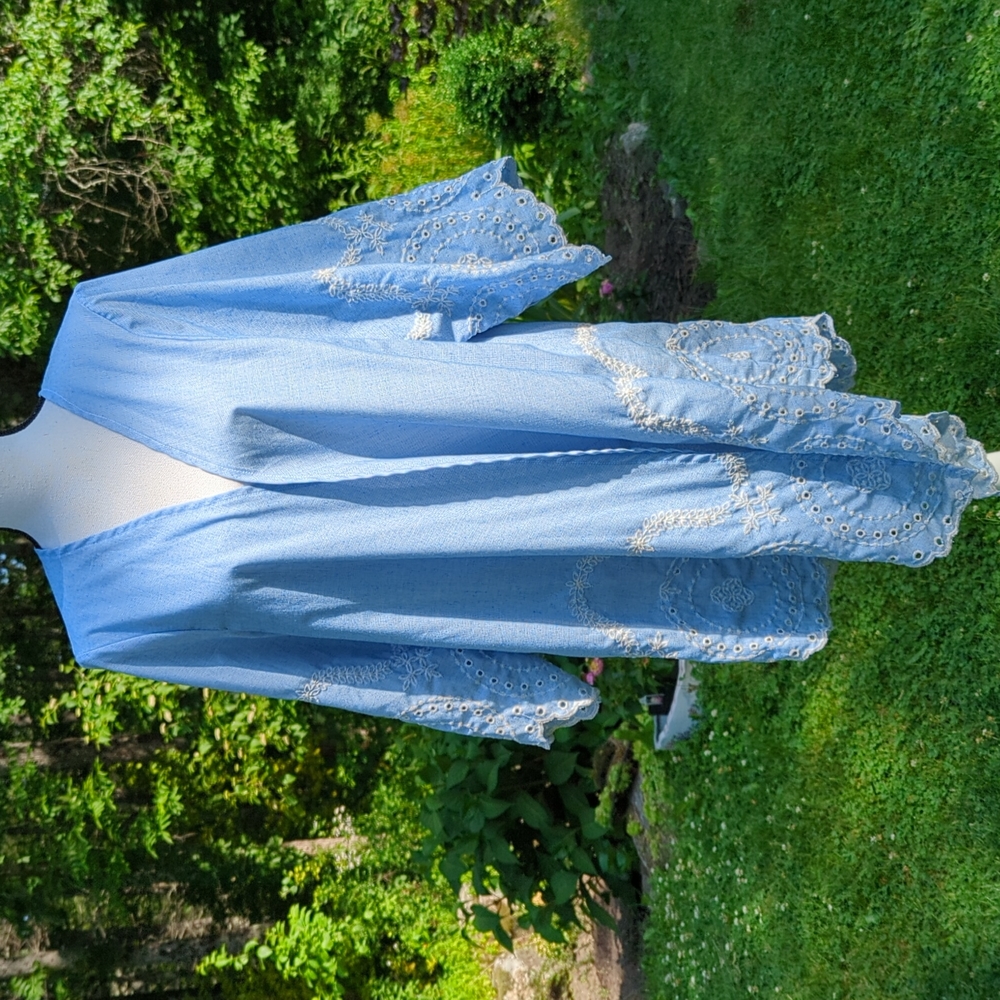 Womens Blue eyelet lace Swim Cover up Size L-XL NWOT